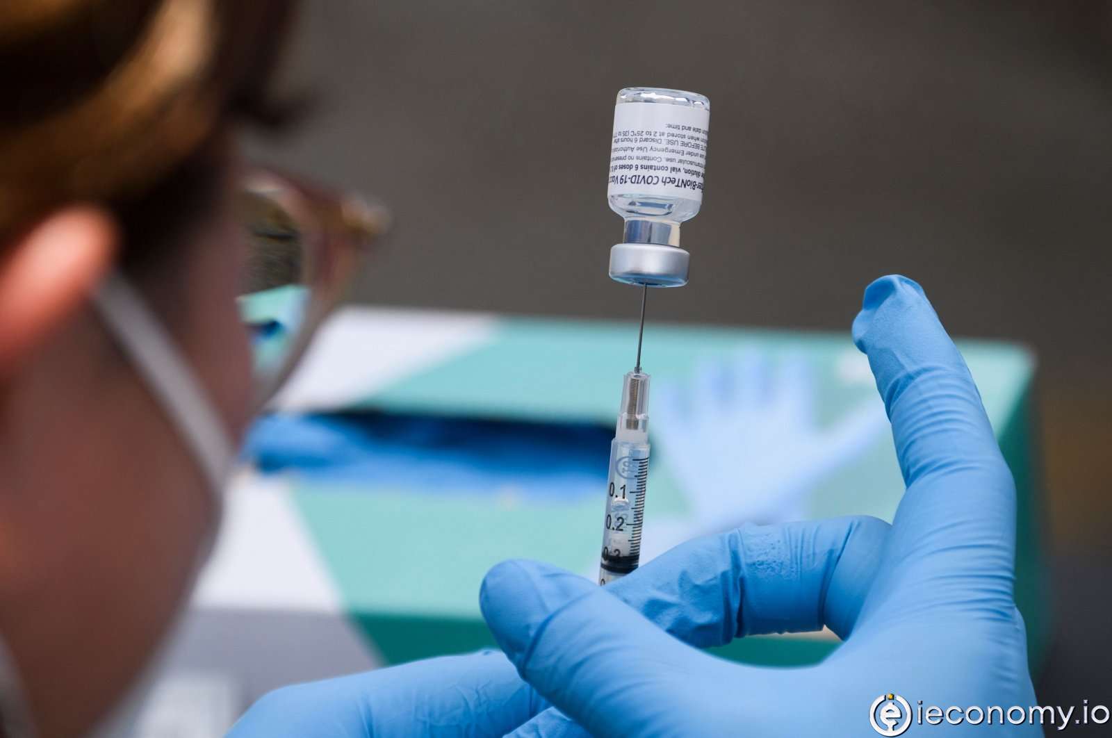 Güçlendirici aşılar, aşı üreticilerini memnun ediyor