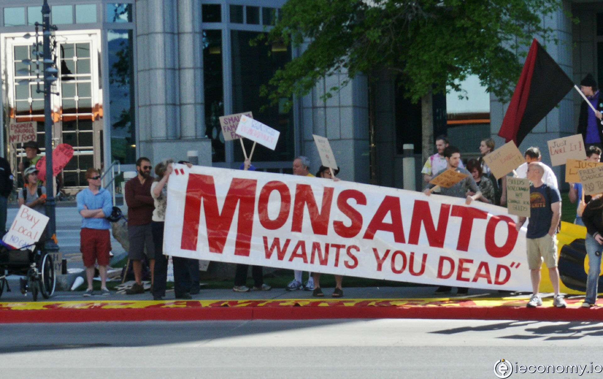 ABD'li anne, oğlunun lenfomaya yakalanmasından Monsanto'yu suçluyor