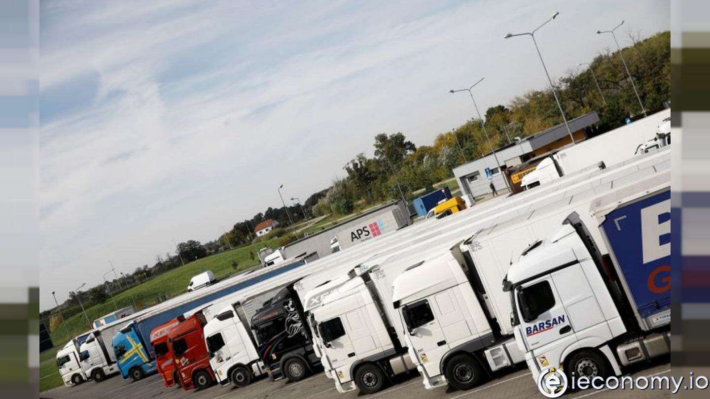 Polonyalı kamyon şoförleri İngiltere'ye yardım teklifini reddediyor