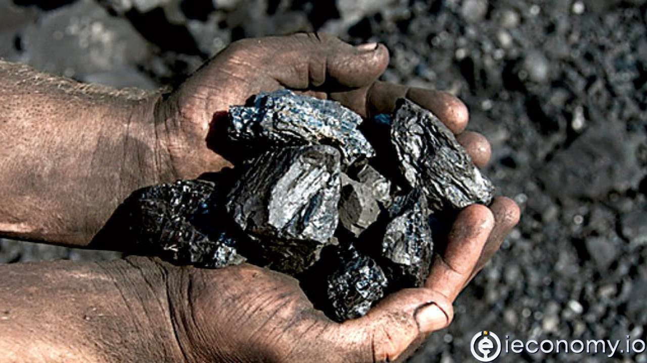 India is struggling with a shortage of coal and electricity