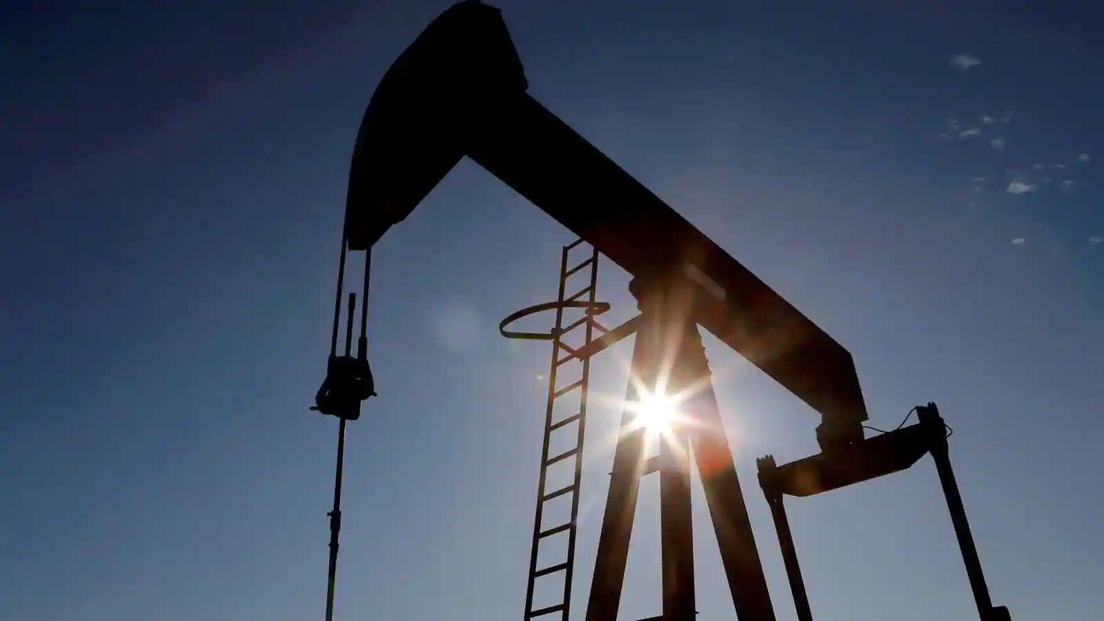 Küresel petrol fiyatlarındaki yıllık artış yüzde 70'e ulaşacak