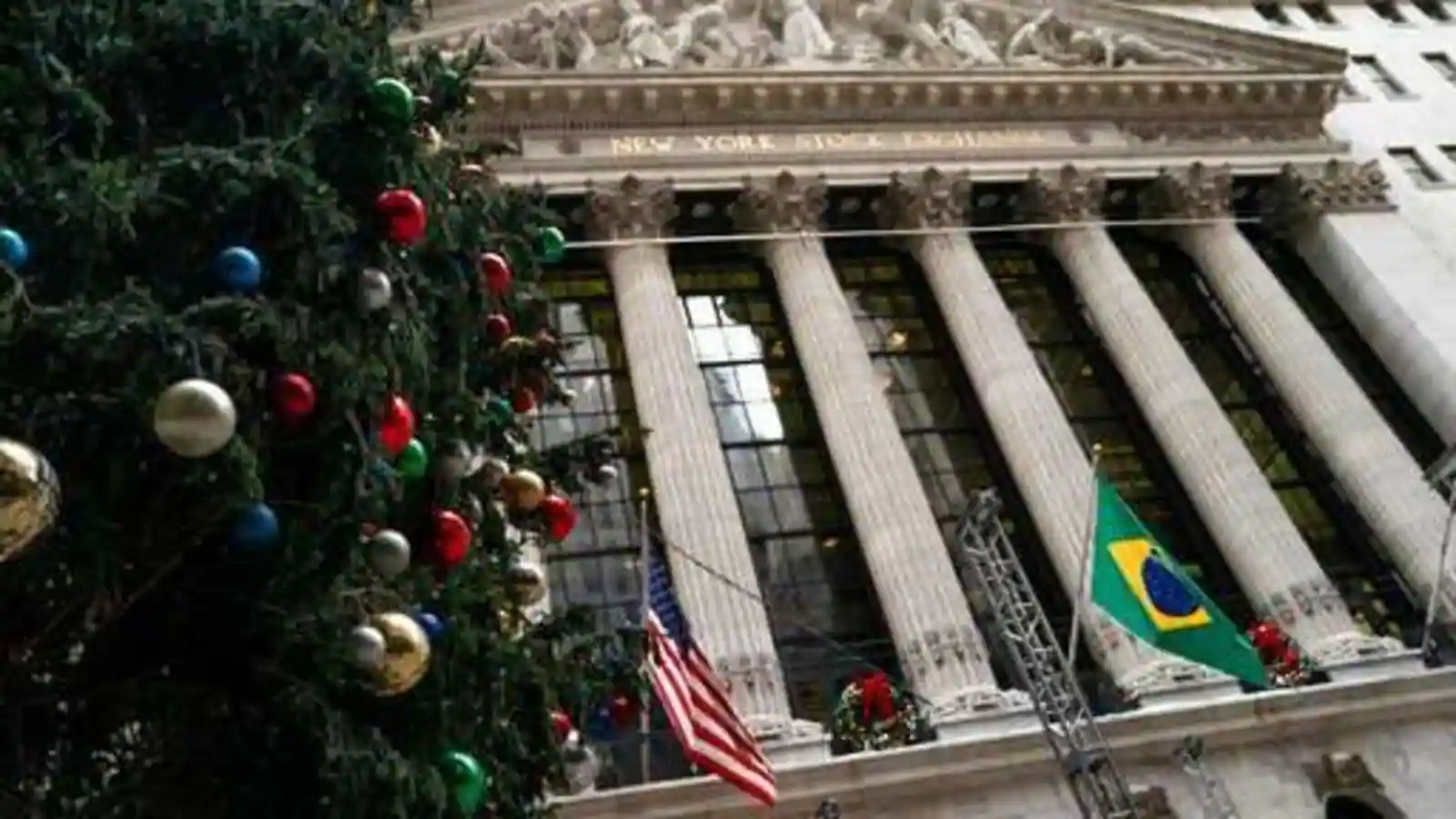 Wall Street, primlerin ardından daha belirgin bir şekilde geri döndü