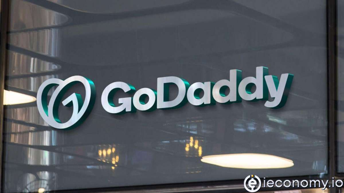 İnternet alan adı hizmeti şirketi GoDaddy'de bir veri ihlali tespit edildi