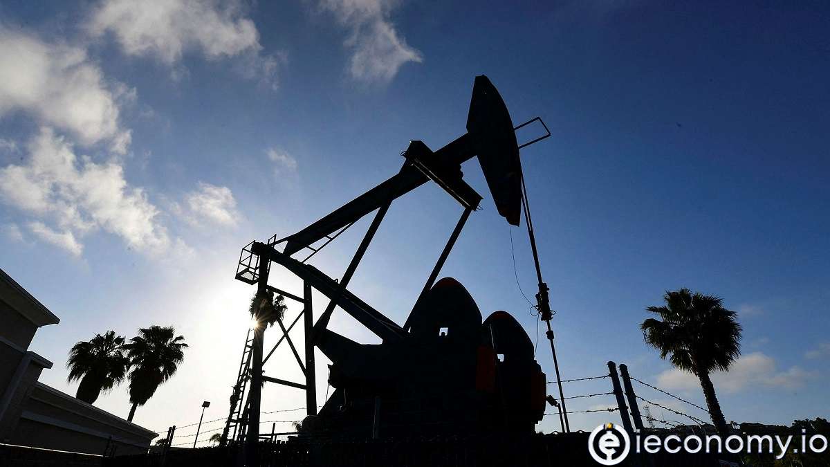 Oil rises towards $75 as U.S. demand outweighs the FED's virus concern