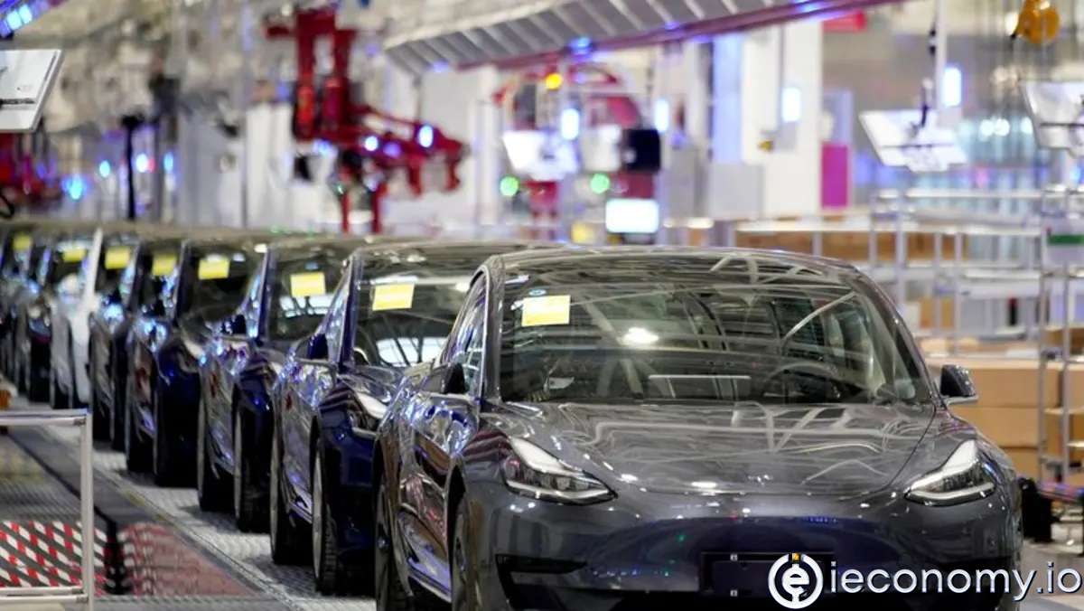 Tesla, 475.000'den fazla aracı geri çağırdı