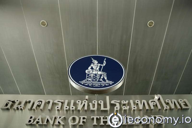 Thailand kept interest rates at record lows