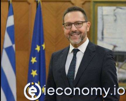 AMB Üyesi Yannis Stournaras’dan Enflasyon Açıklaması