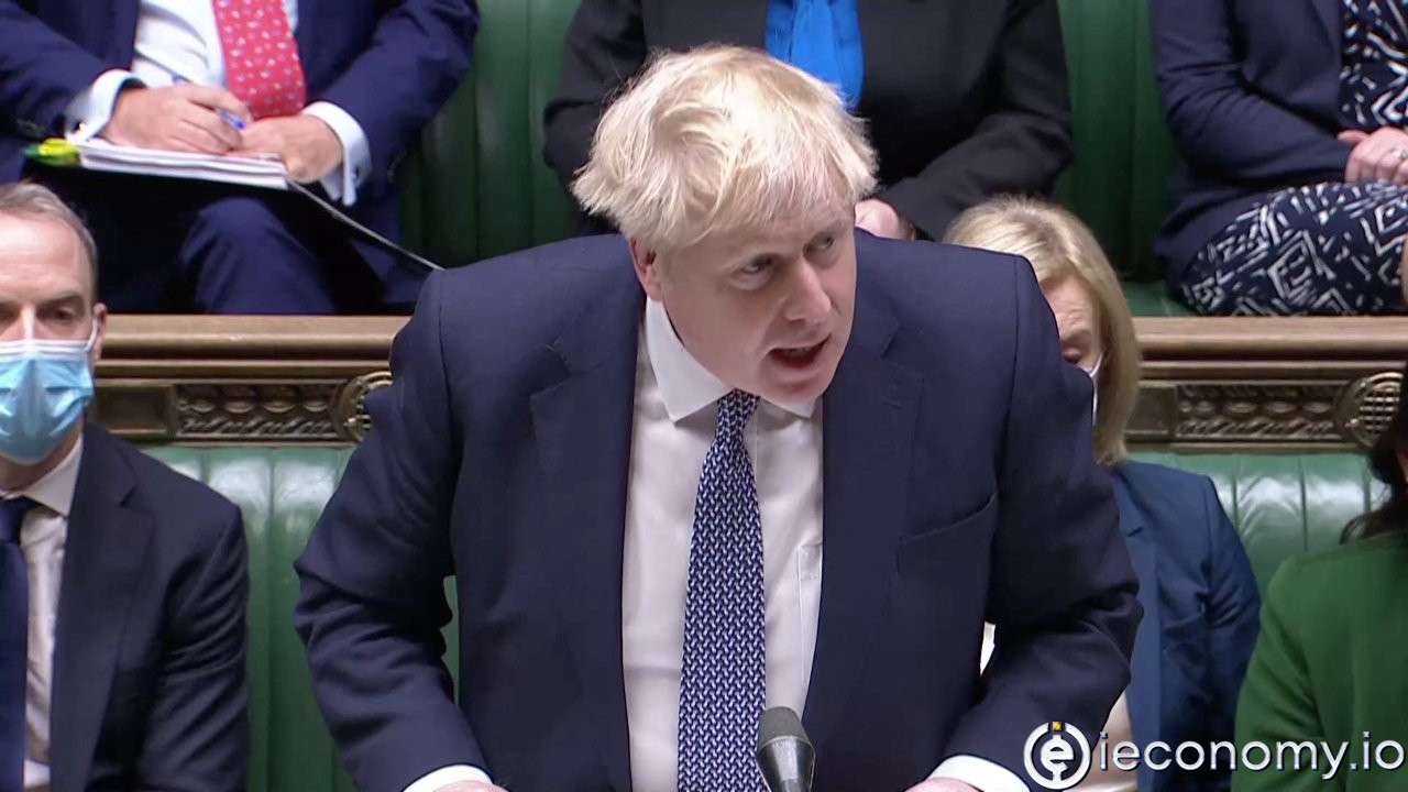 Birleşik Krallık Başbakanı Boris Johnson Oylama Koltuğunda