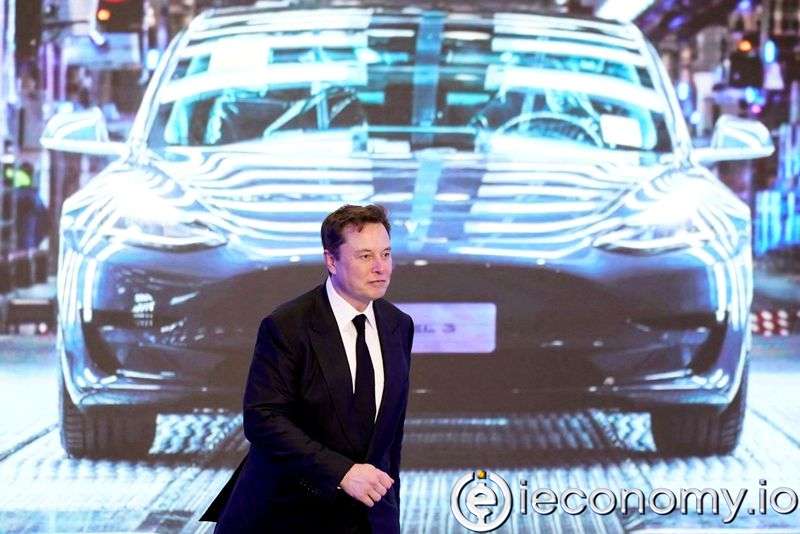 Elon Musk'ın Tesla hisse senedi satışı Twitter'ın zararını gölgede bıraktı