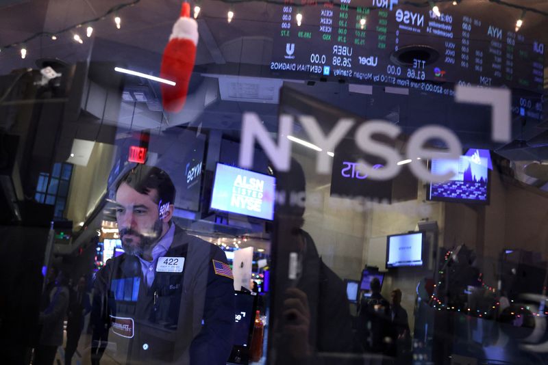 Resesyon Endişeleri Sürerken Wall Street Düşüyor