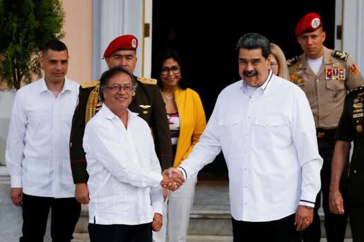Kolombiya Ve Venezuela Devlet Başkanları Yatırım Ve Ticaret Konuştu