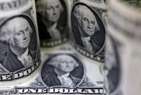 Dolar Ve Euro ABD Enflasyonu Öncesinde Güçlü Seyrediyor