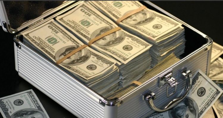 Türkiye, Uluslararası Yatırımcıların Dikkatini Çekmeye Başladı! Dünya Devleri Türkiye'ye mi Yöneliyor?