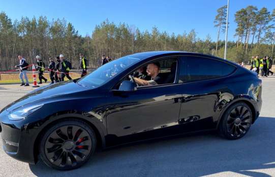 Tesla'nın Model Y Ve Model 3'ü Kaliforniya'da En Çok Satan Araçlar