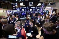 Faiz Endişelerinin Ağır Basmasıyla Wall Street Düşüşte