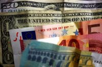 Dolar Düşerken Euro Yükseliyor Credit Suisse Yol Ayrımında