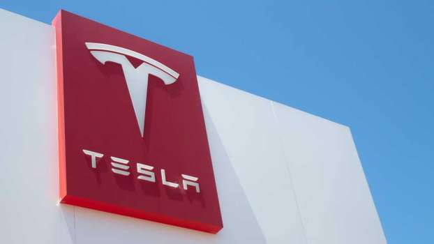 Tesla'nın Değeri 240 Milyar Dolar Yükseldi