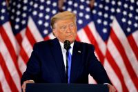 Donald Trump'a Ulusal Sırları Riske Attığı İddiasıyla Dava Açıldı