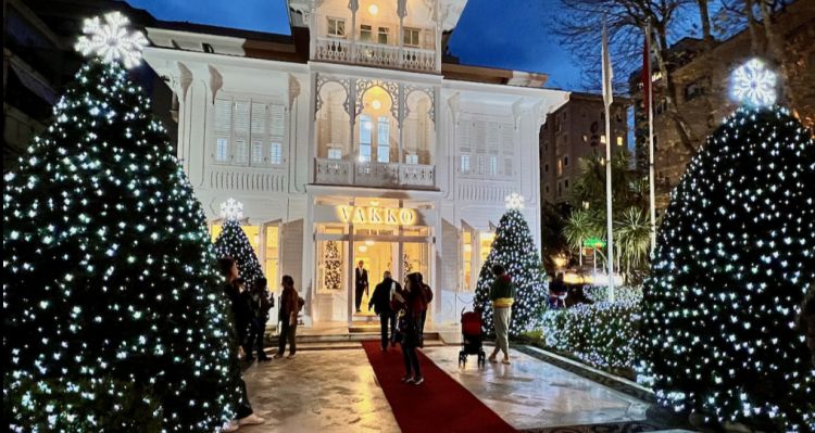 Jeff Hakko’nun Vakko Tekstil’deki Hisse Satışı ve Tarihçesi