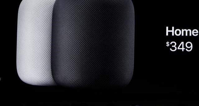 Hisseler Yükselişte, Apple Katlanabilir Kapaklı iPhone Geliştiriyor.